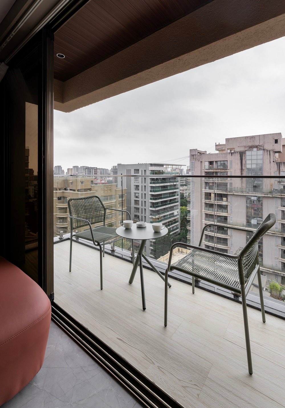 Elegant living area with modern décor in a luxury serviced apartment in Mumbai